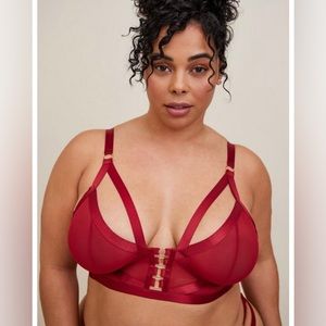 NWT torrid sexy bralette
